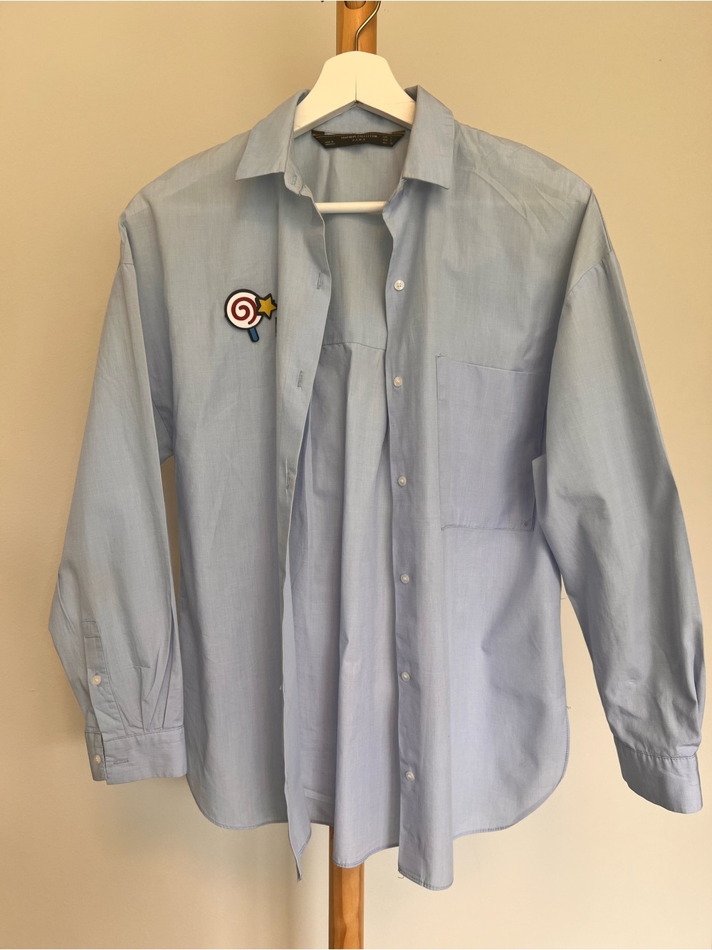 Zara Light Blue women’s Button-Down Shirt with brooch details  Size S
